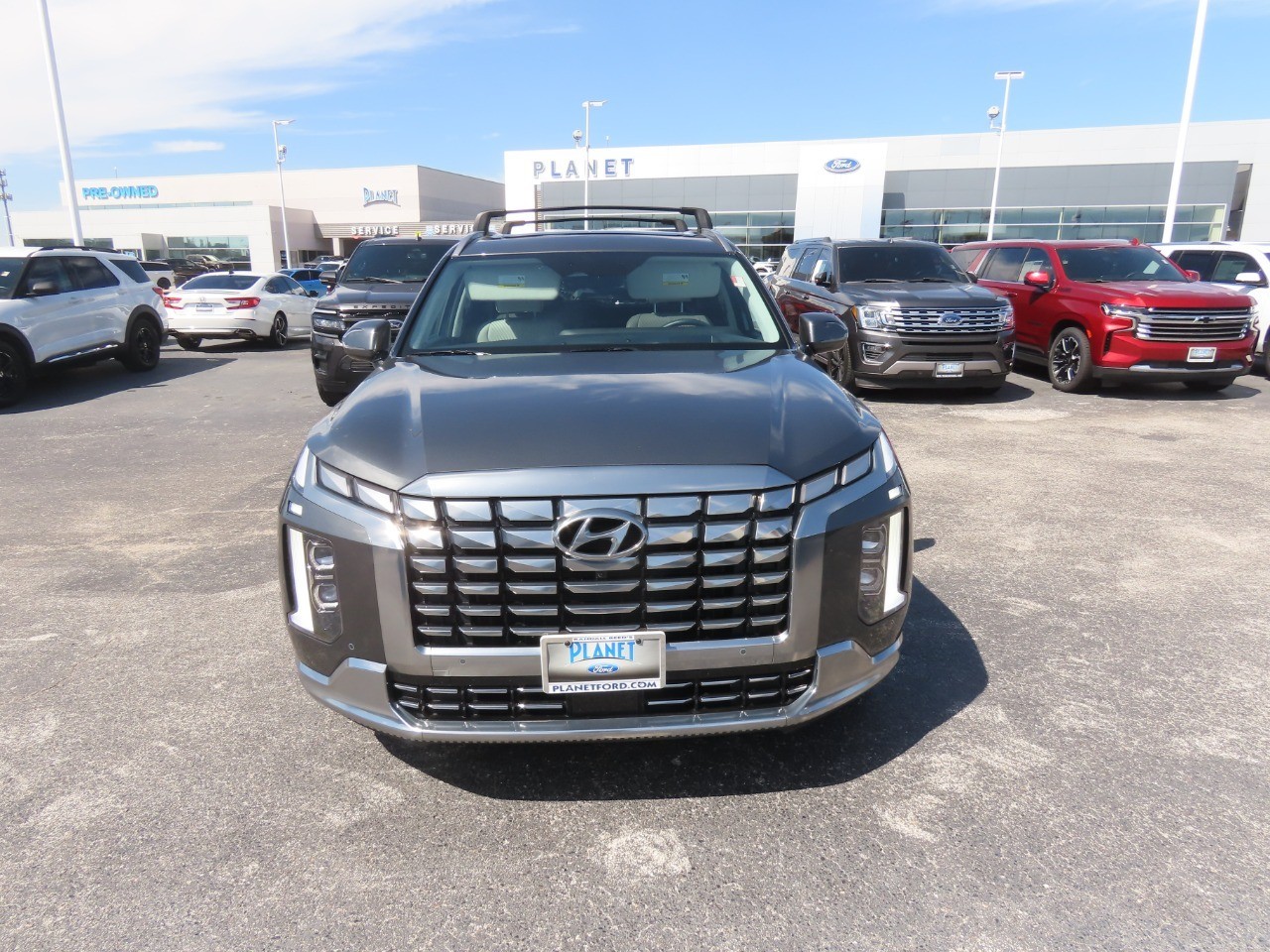 2024 Hyundai PALISADE photo 5 of 34