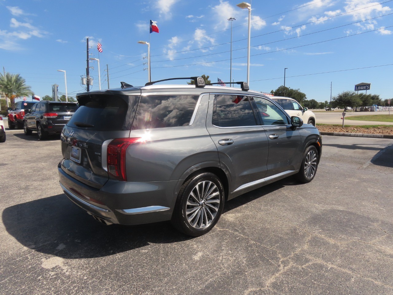 2024 Hyundai PALISADE photo 11 of 34