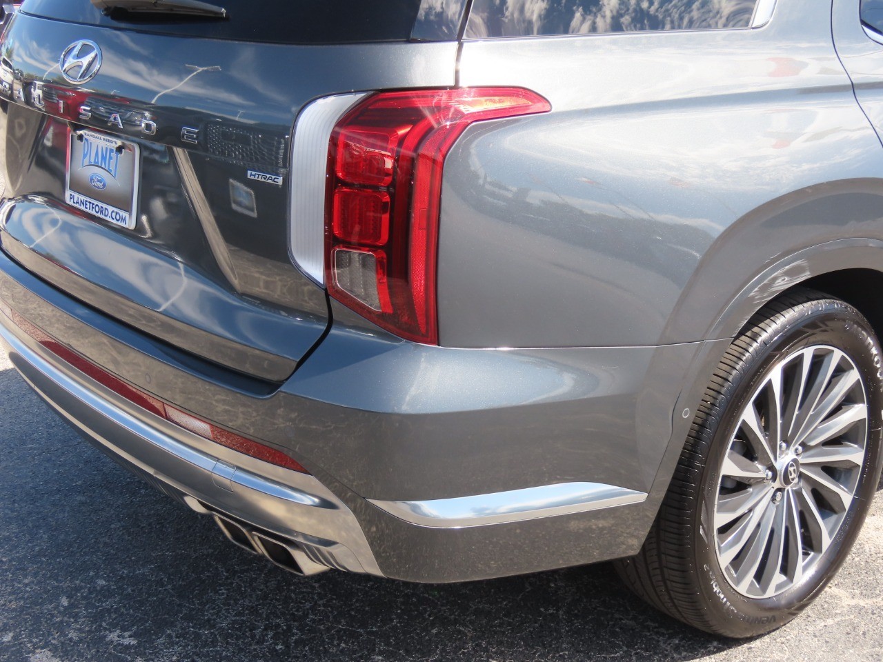 2024 Hyundai PALISADE photo 12 of 34