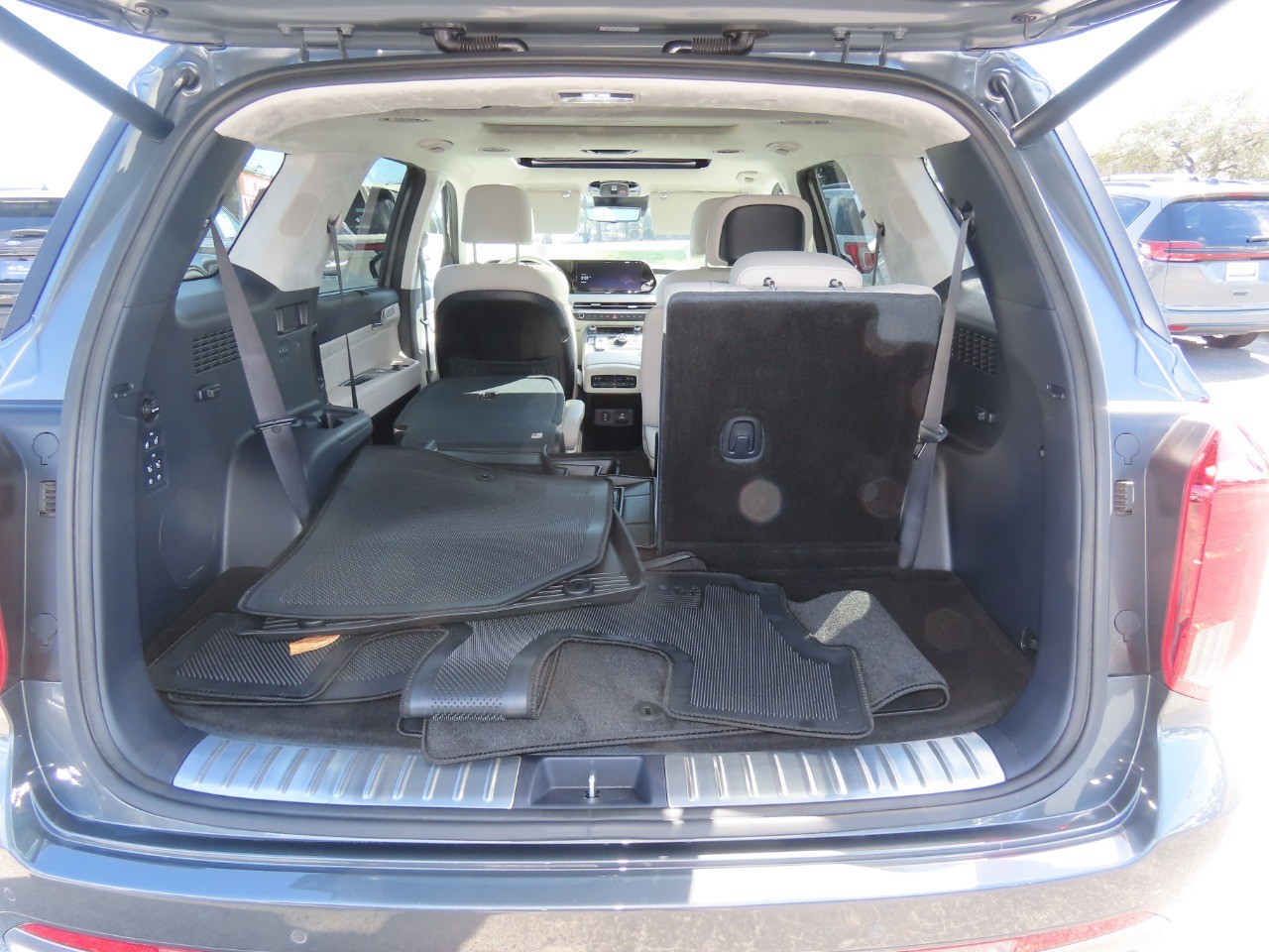 2024 Hyundai PALISADE photo 14 of 34