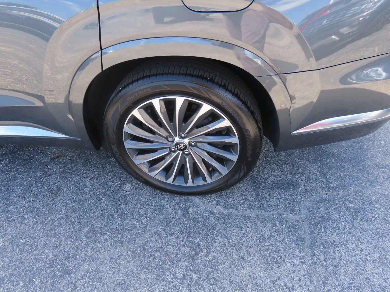 2024 Hyundai PALISADE photo 18 of 34