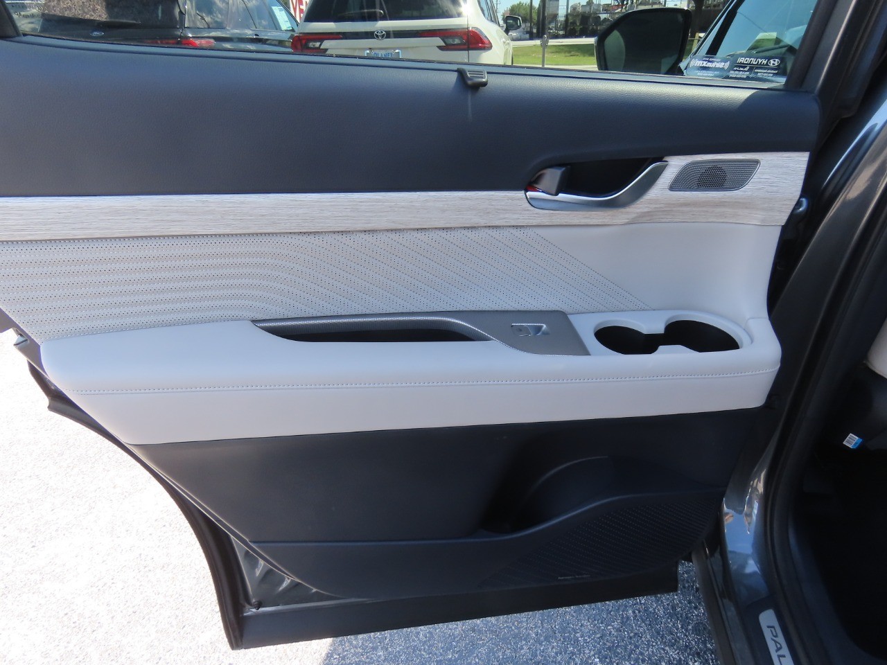 2024 Hyundai PALISADE photo 20 of 34