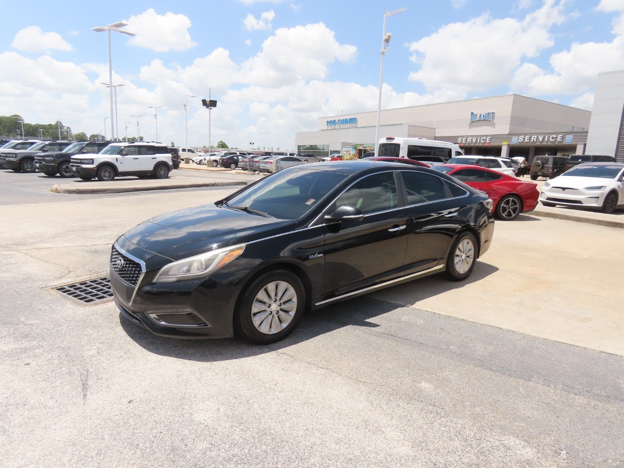 2016 Hyundai Sonata Hybrid SE Eclipse Black at Planet Ford