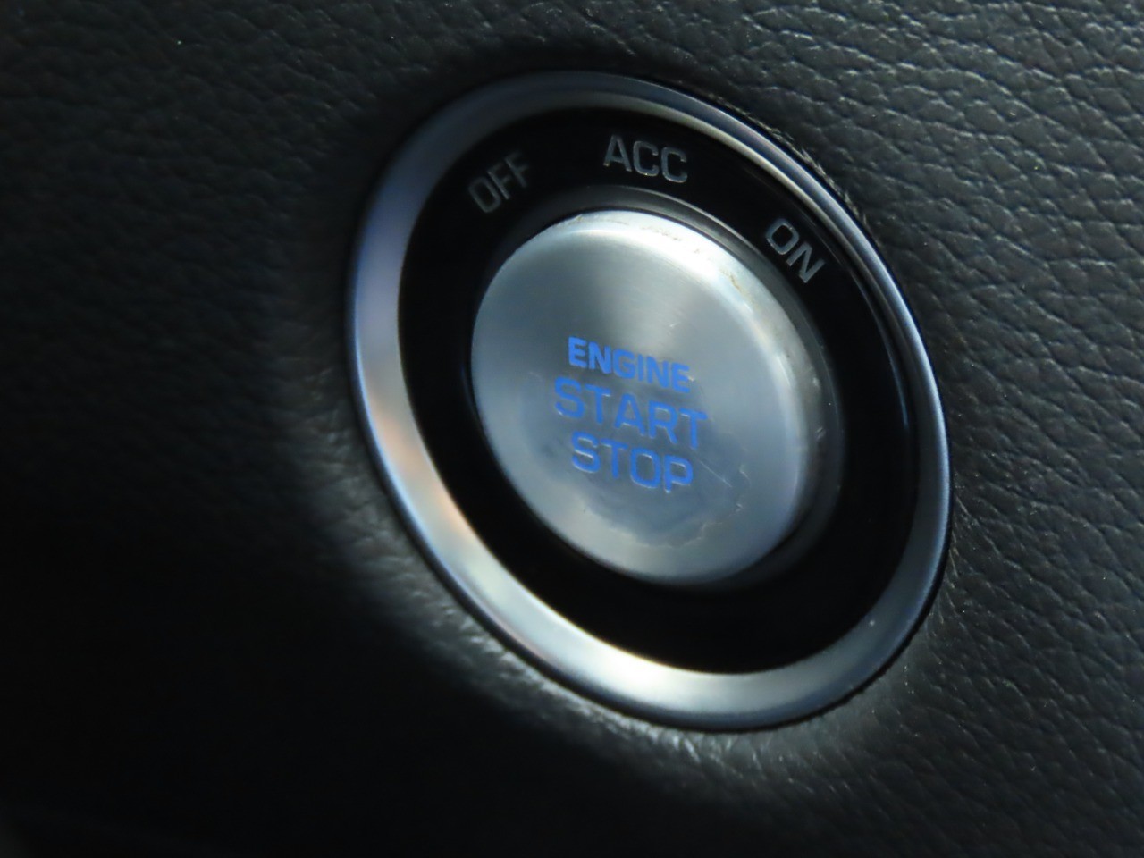 used 2017 Genesis G80 car, priced at $8,999