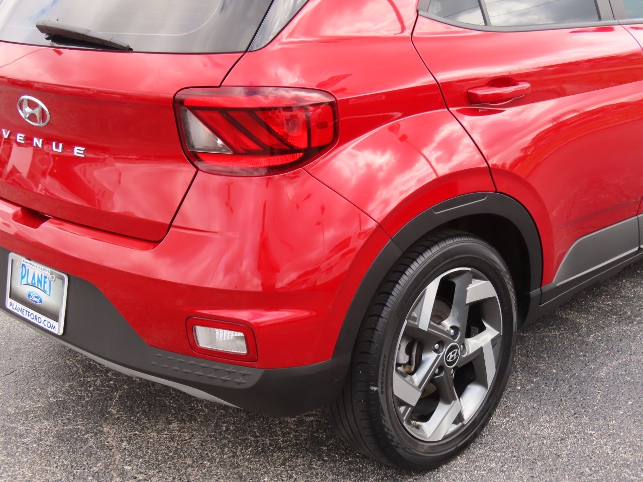 used 2022 Hyundai Venue car, priced at $14,999