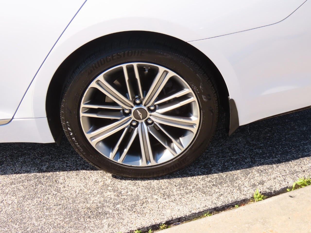 used 2019 Genesis G80 car, priced at $22,999