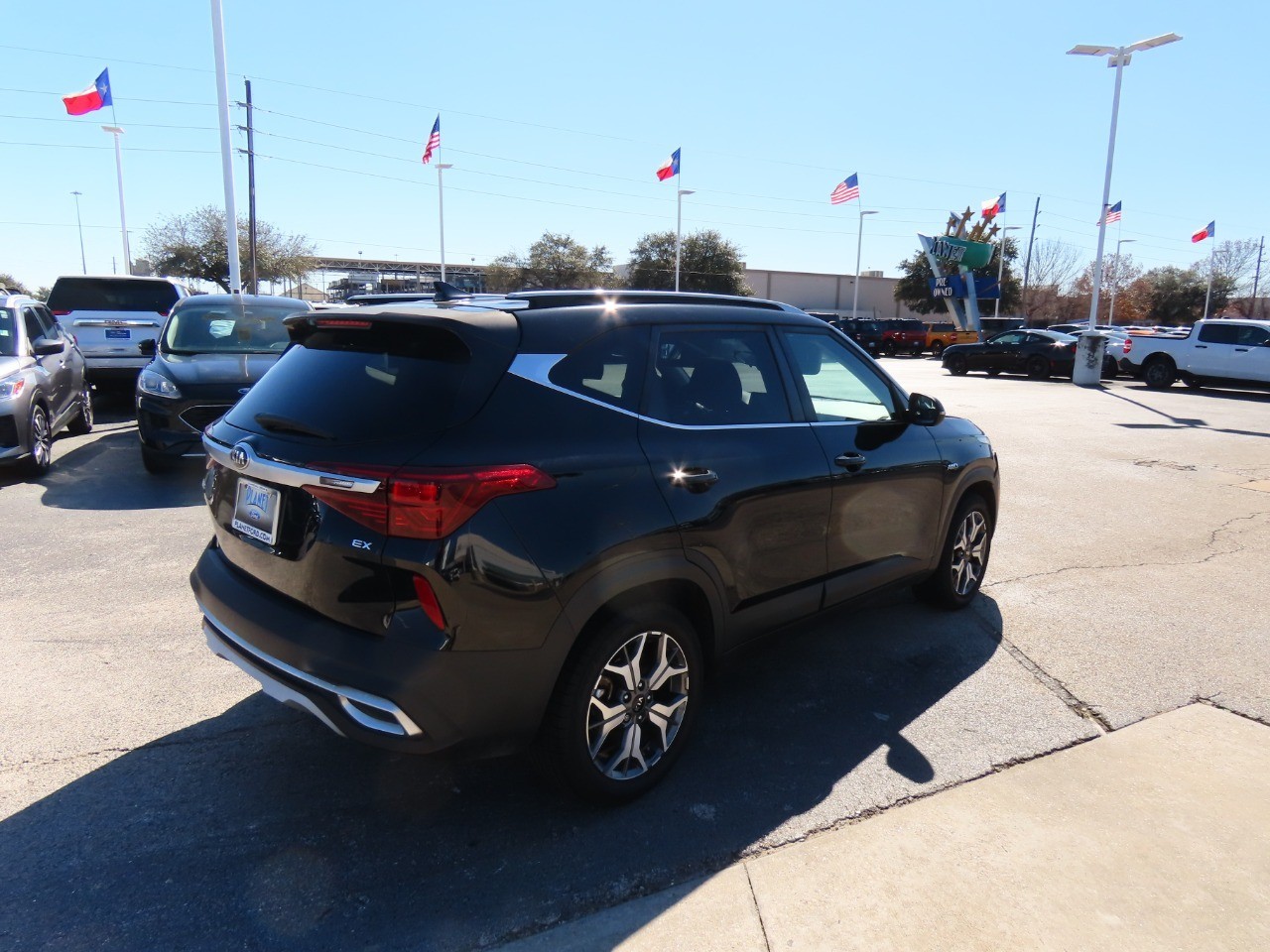 used 2021 Kia Seltos car, priced at $11,999