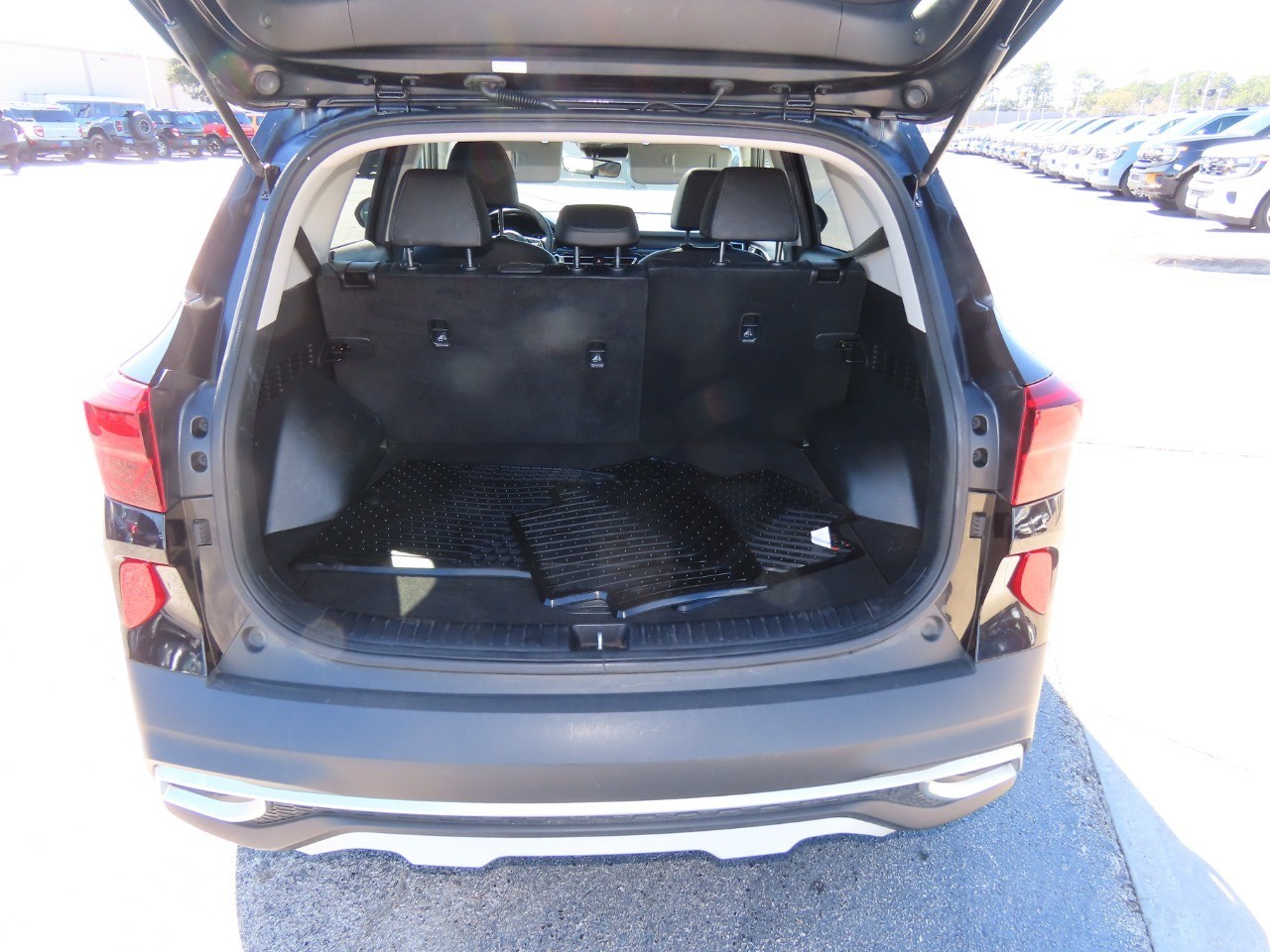 used 2021 Kia Seltos car, priced at $11,999