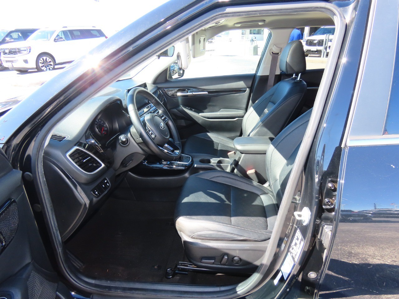 used 2021 Kia Seltos car, priced at $11,999