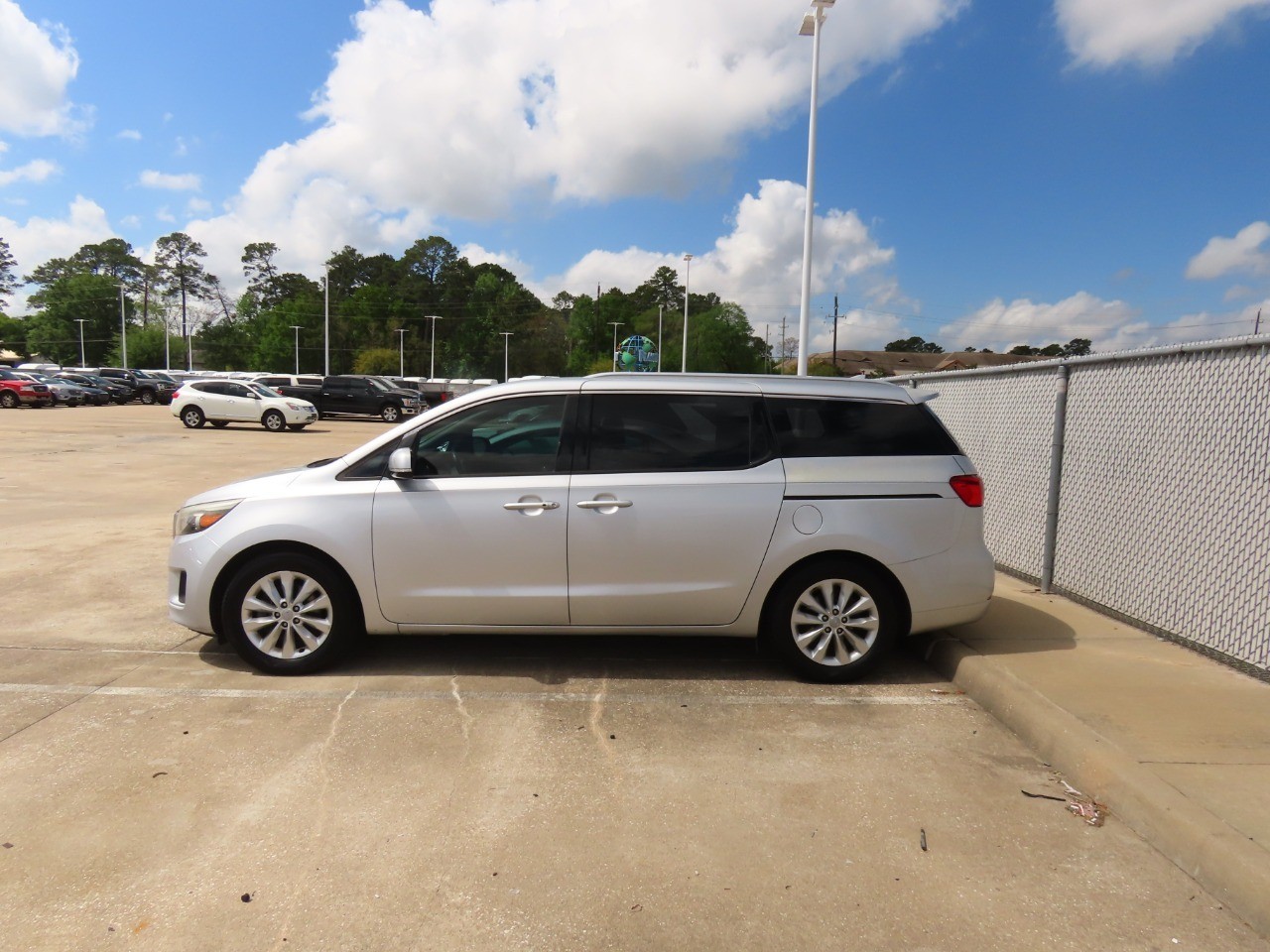 used 2015 Kia Sedona car