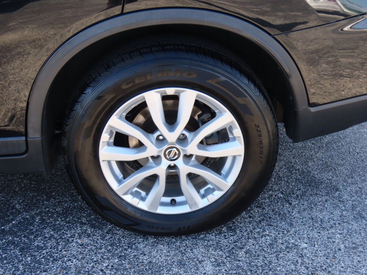 used 2020 Nissan Rogue car, priced at $14,999