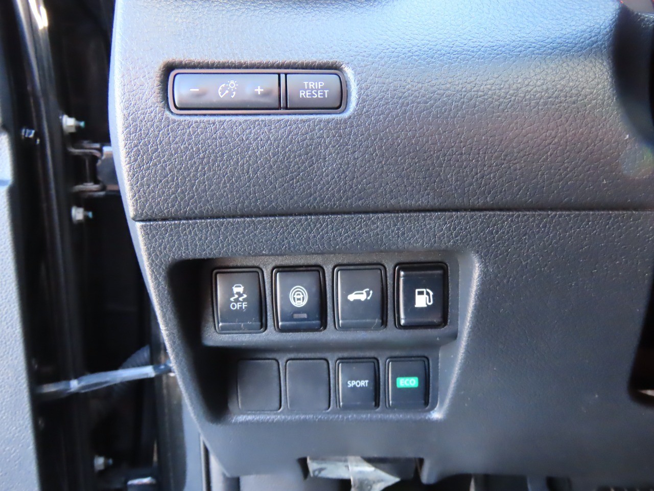 used 2020 Nissan Rogue car, priced at $14,999