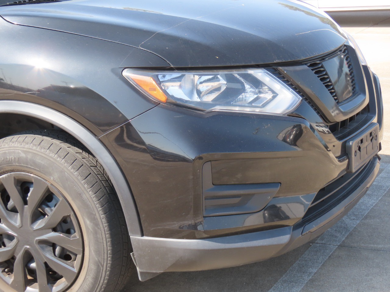 2017 Nissan Rogue S - 5