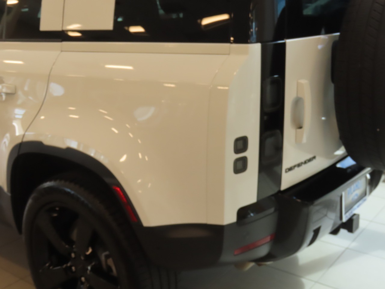 2026 Land Rover Defender photo 11 of 26