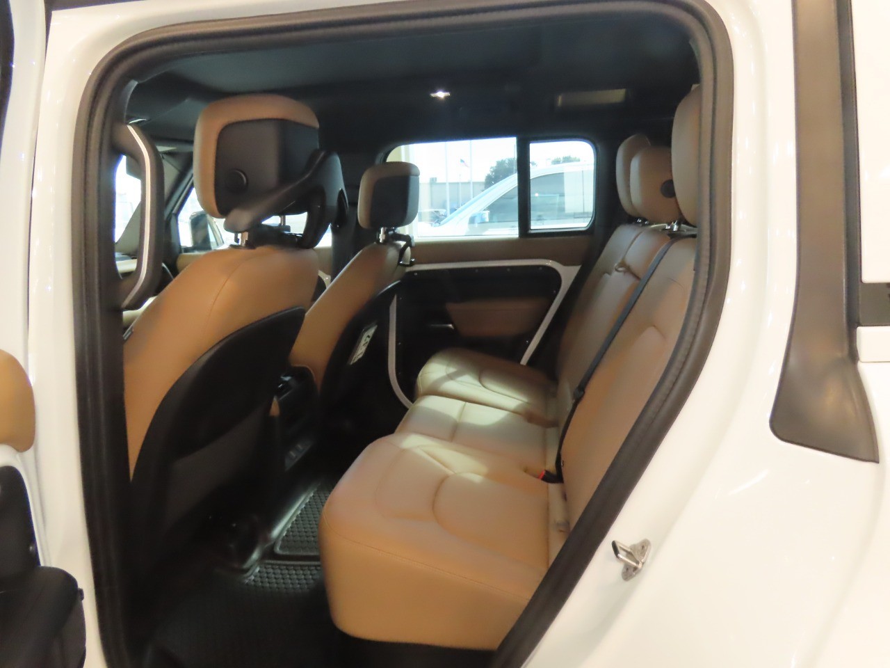 2026 Land Rover Defender photo 16 of 26