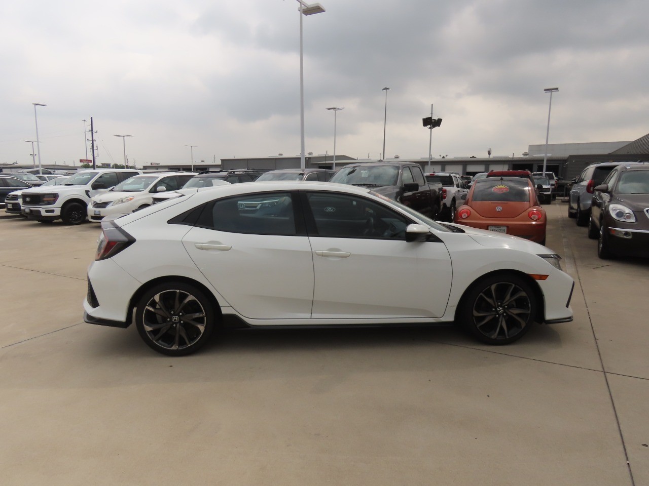 2019 Honda Civic Hatchback Sport - 9