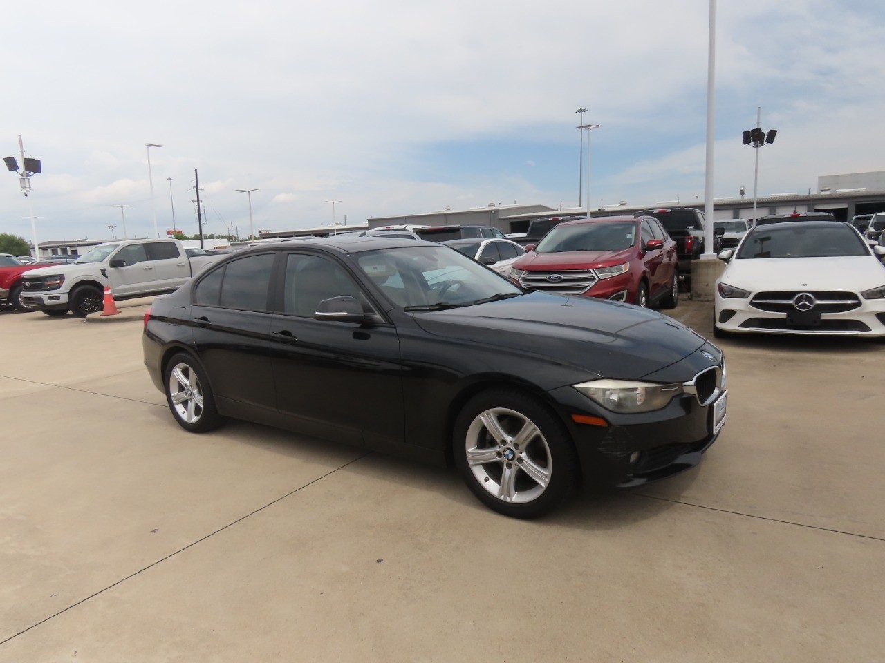 2015 BMW 3-Series photo 7 of 30