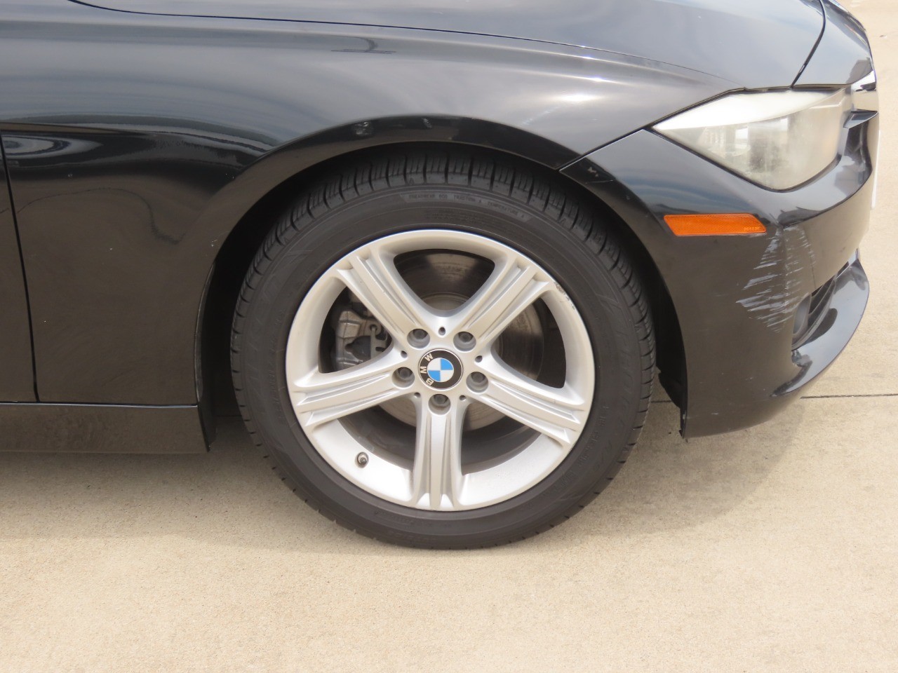 2015 BMW 3-Series photo 9 of 30