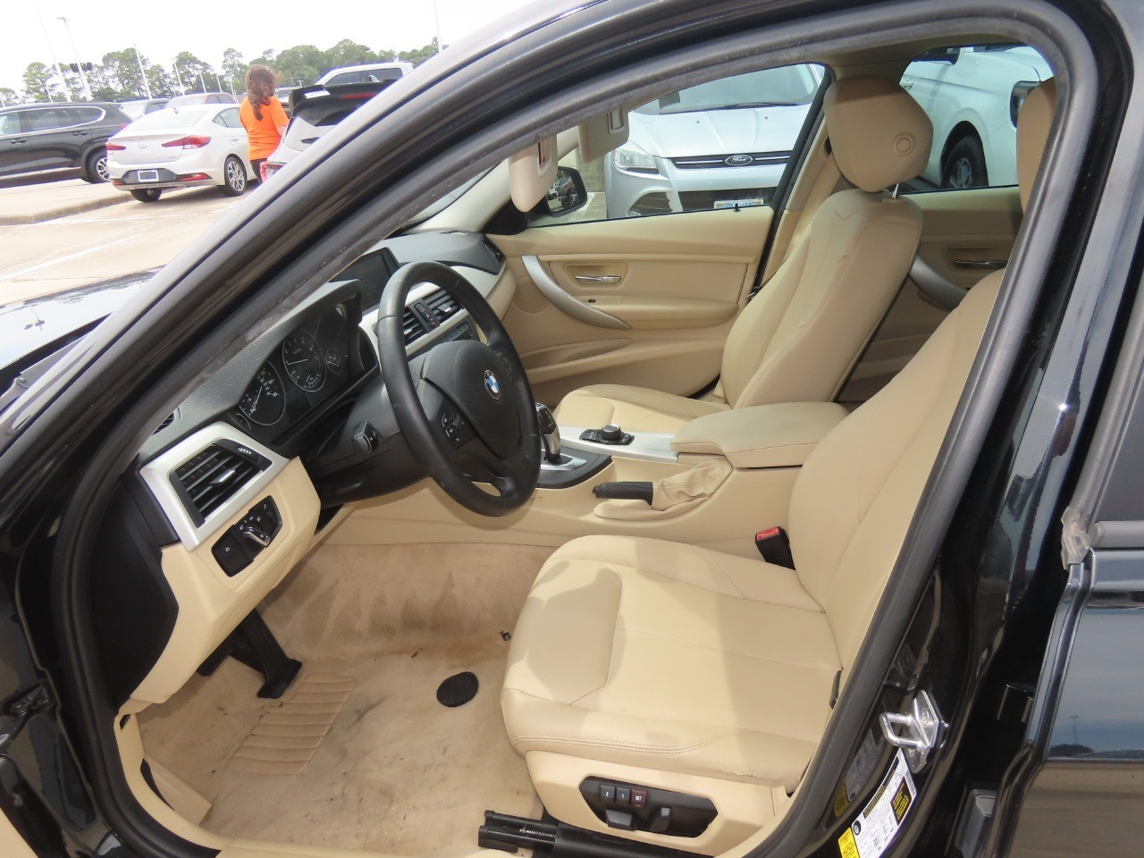 2015 BMW 3-Series photo 24 of 30