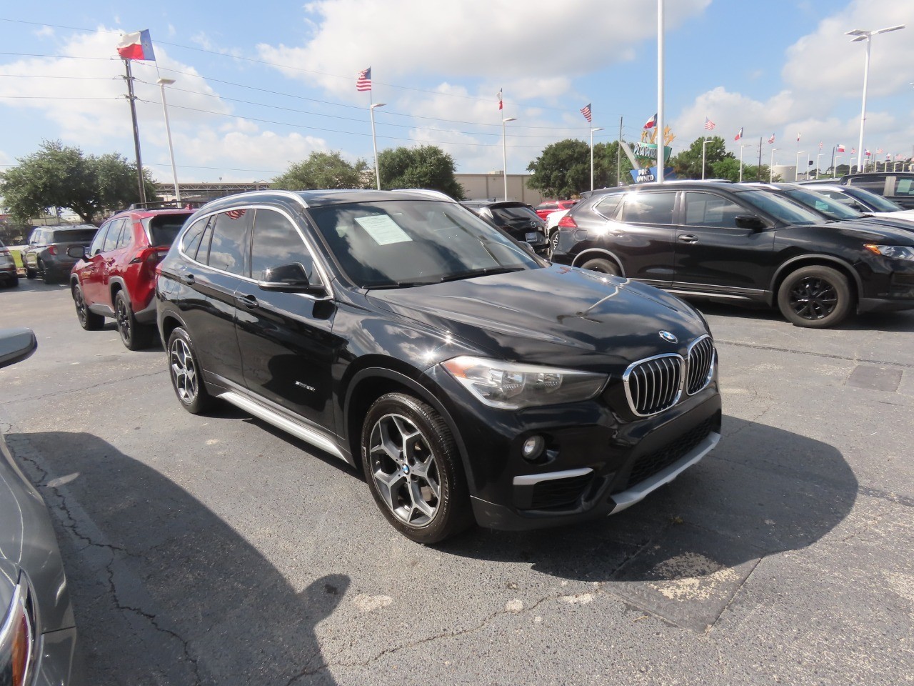 2018 BMW X1 photo 7 of 31