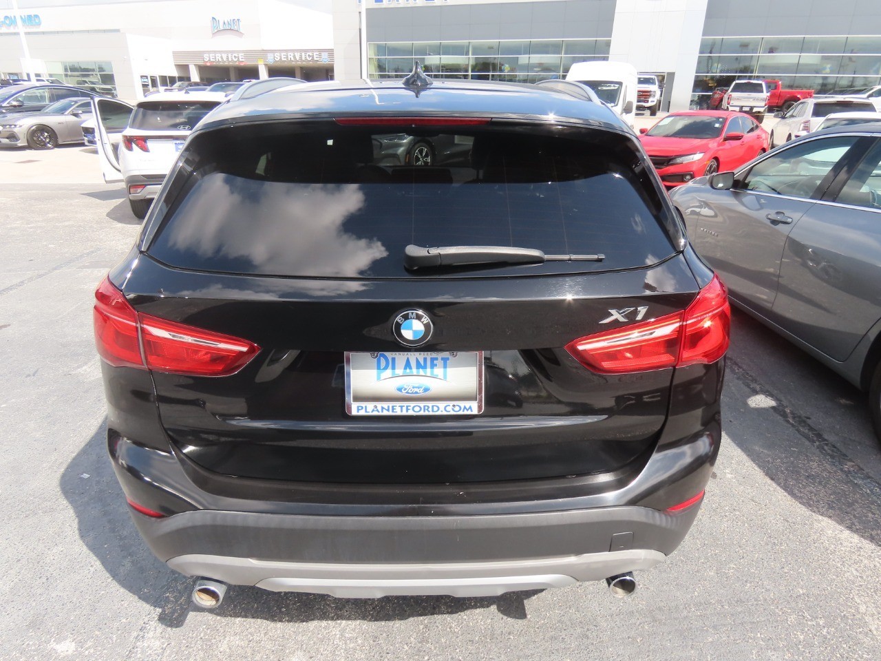 2018 BMW X1 photo 12 of 31