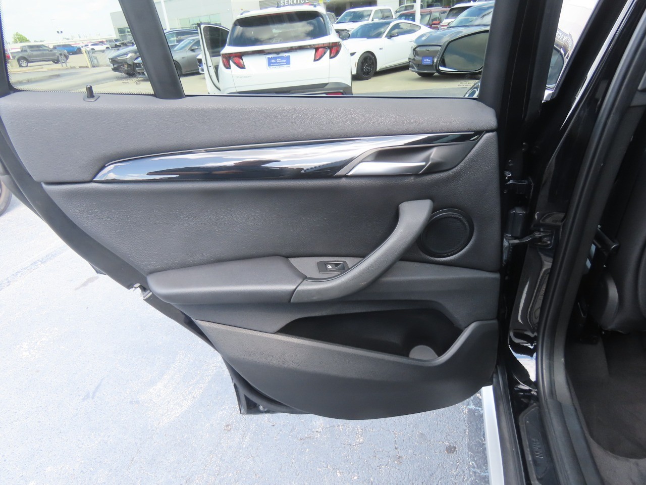 2018 BMW X1 photo 19 of 31