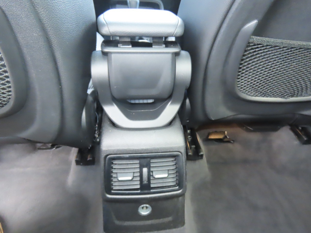 2018 BMW X1 photo 21 of 31