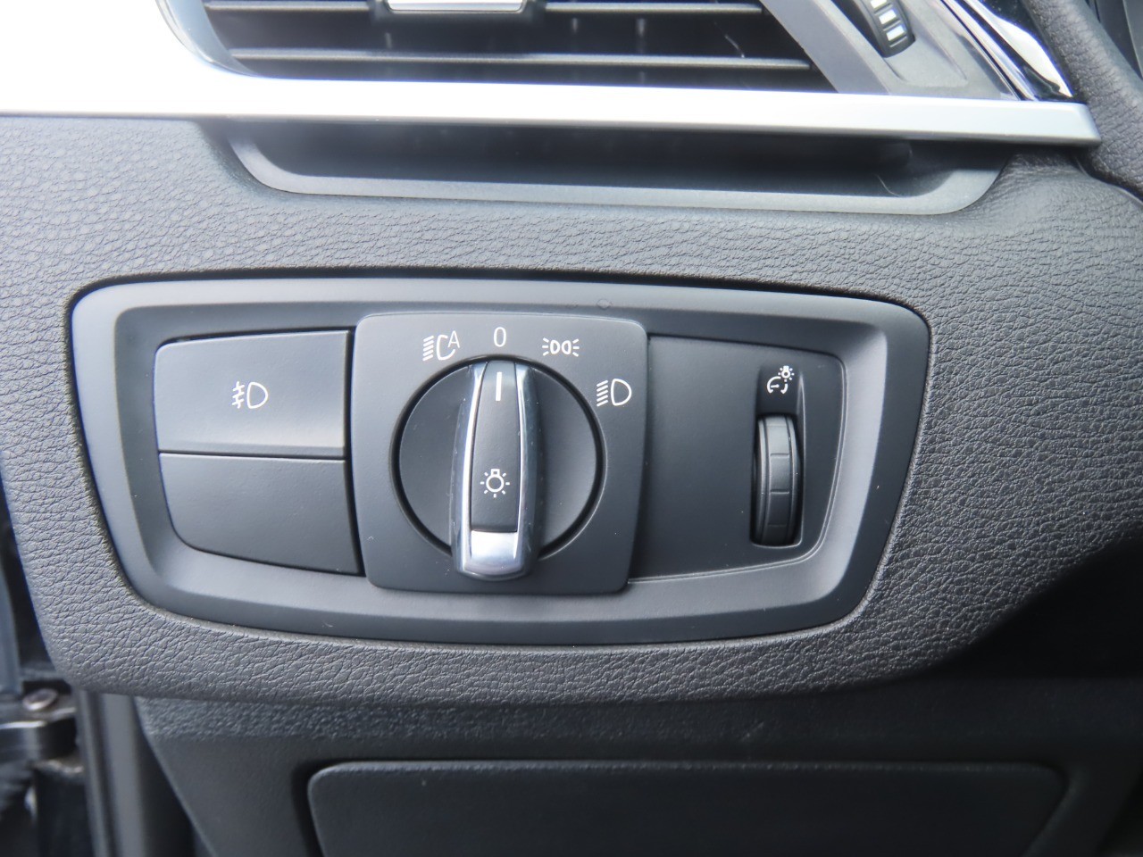 2018 BMW X1 photo 26 of 31