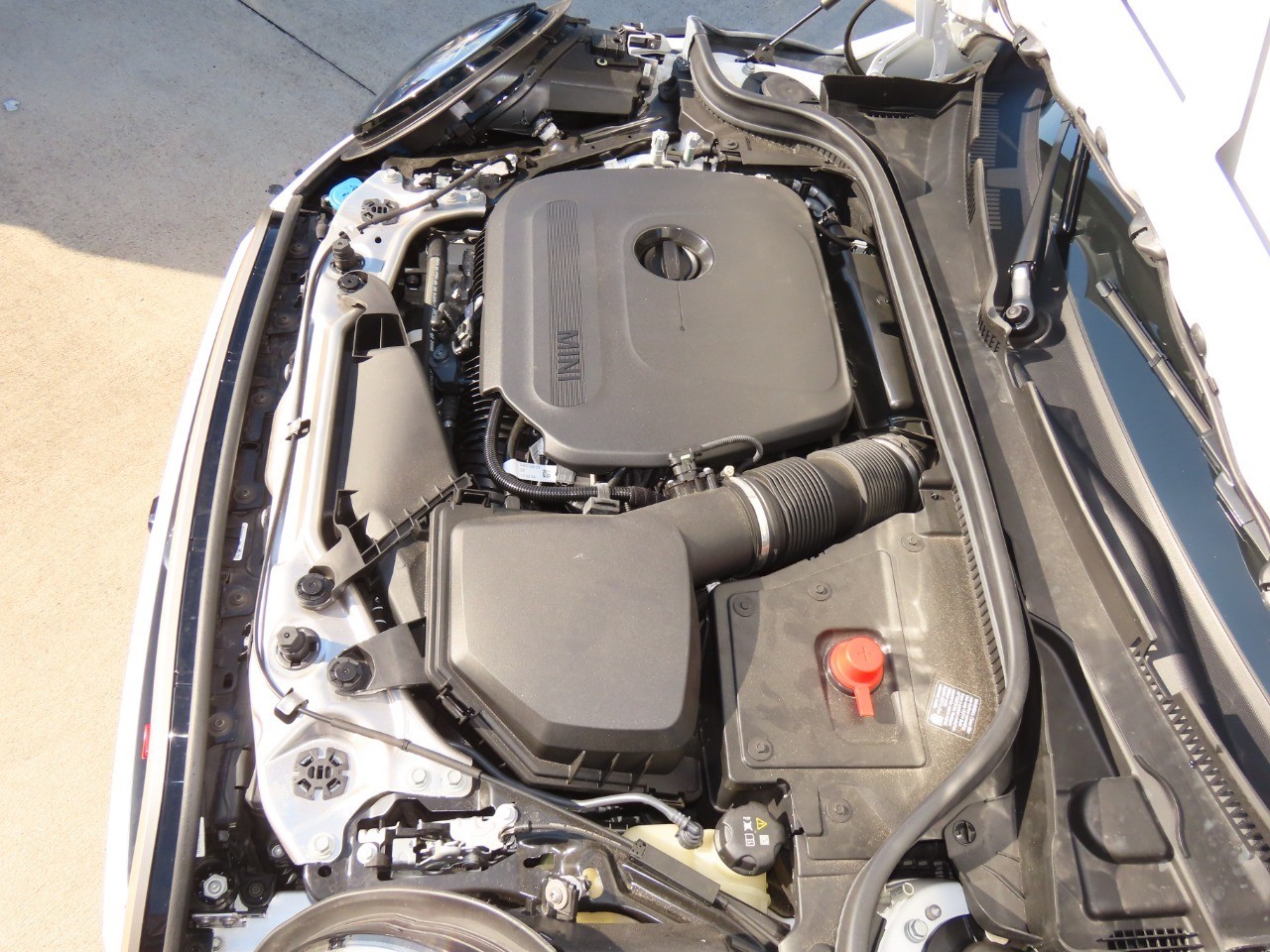 used 2025 MINI Hardtop 2 Door car, priced at $29,999