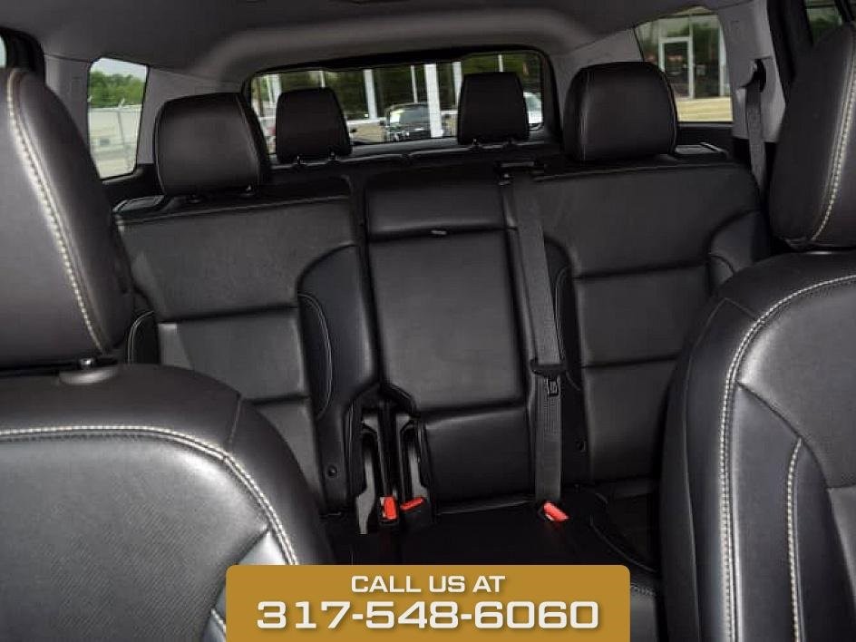 2023 GMC Acadia SLT photo