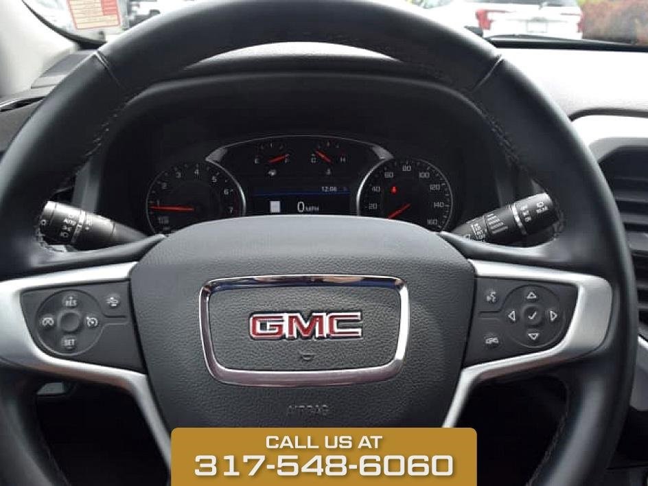 2023 GMC Acadia SLT photo