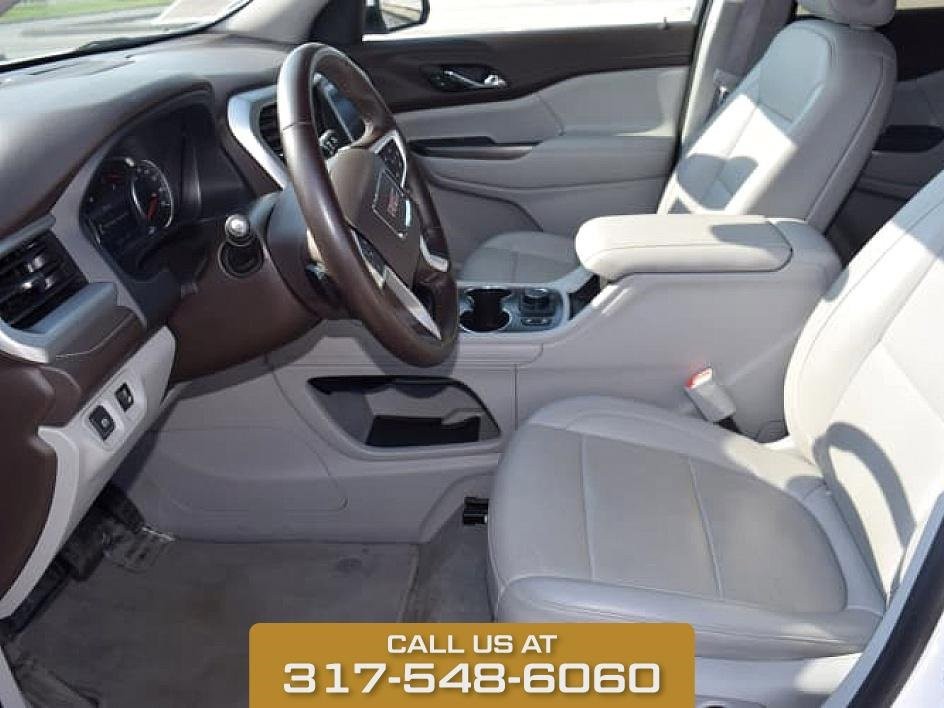 2023 GMC Acadia SLT photo