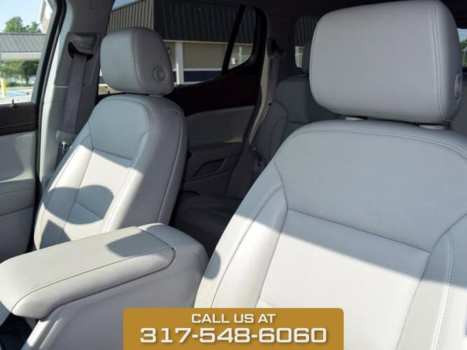 2023 GMC Acadia SLT photo
