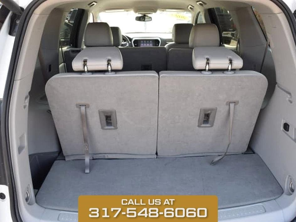 2023 GMC Acadia SLT photo