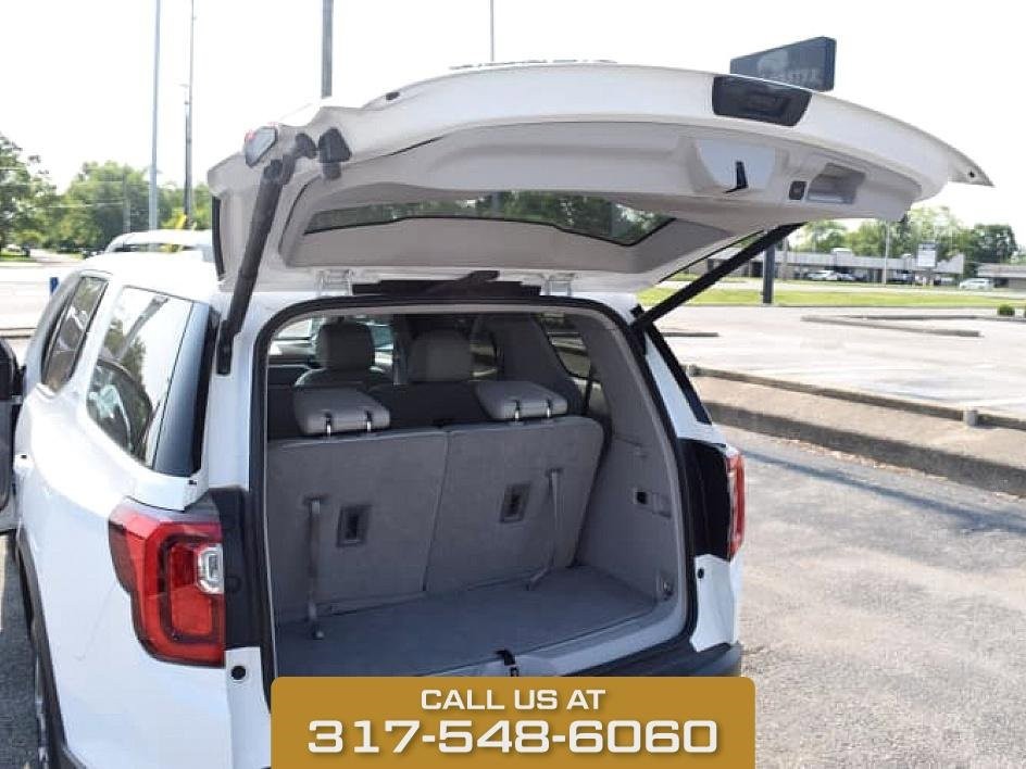 2023 GMC Acadia SLT photo