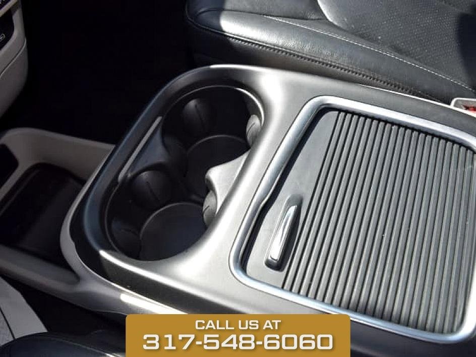 2022 Chrysler Pacifica Touring L photo