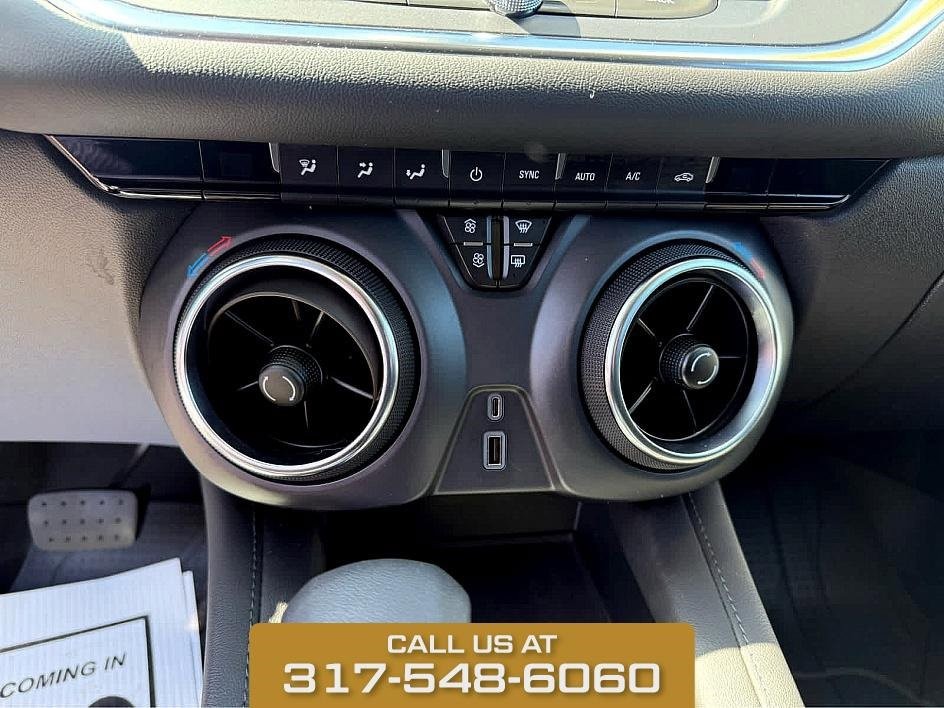 2022 Chevrolet Blazer 2LT photo