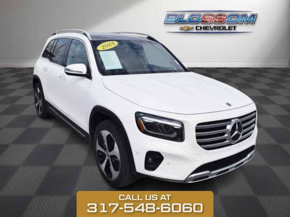 2024 Mercedes-Benz GLB  250 photo