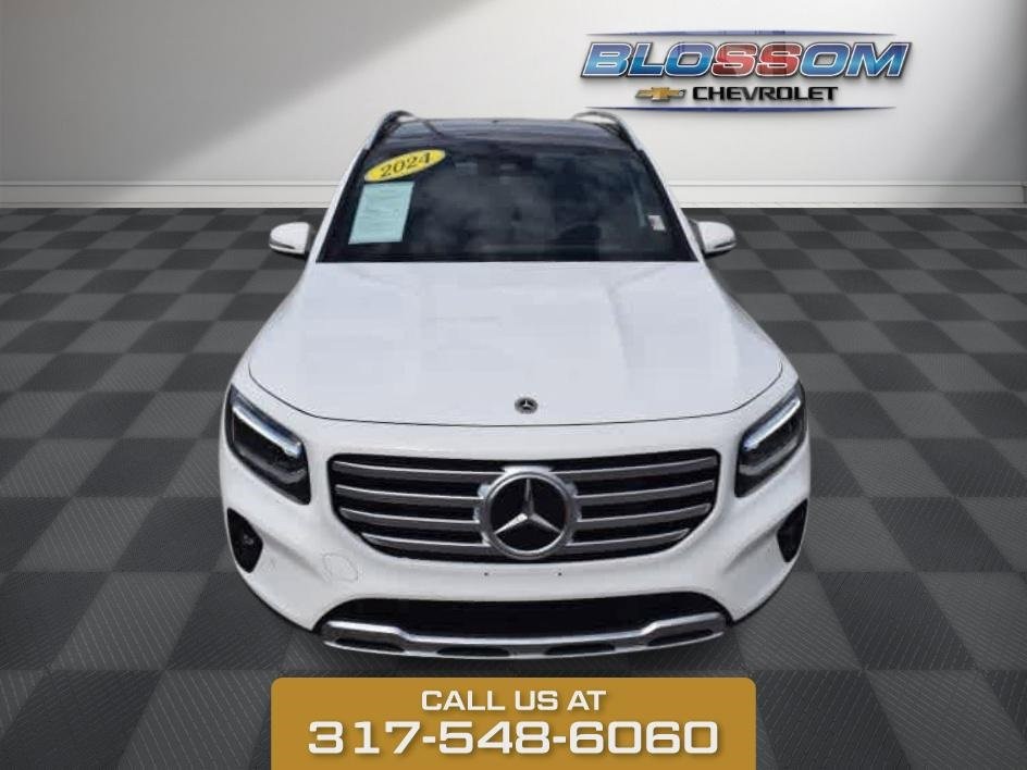 2024 Mercedes-Benz GLB  250 photo