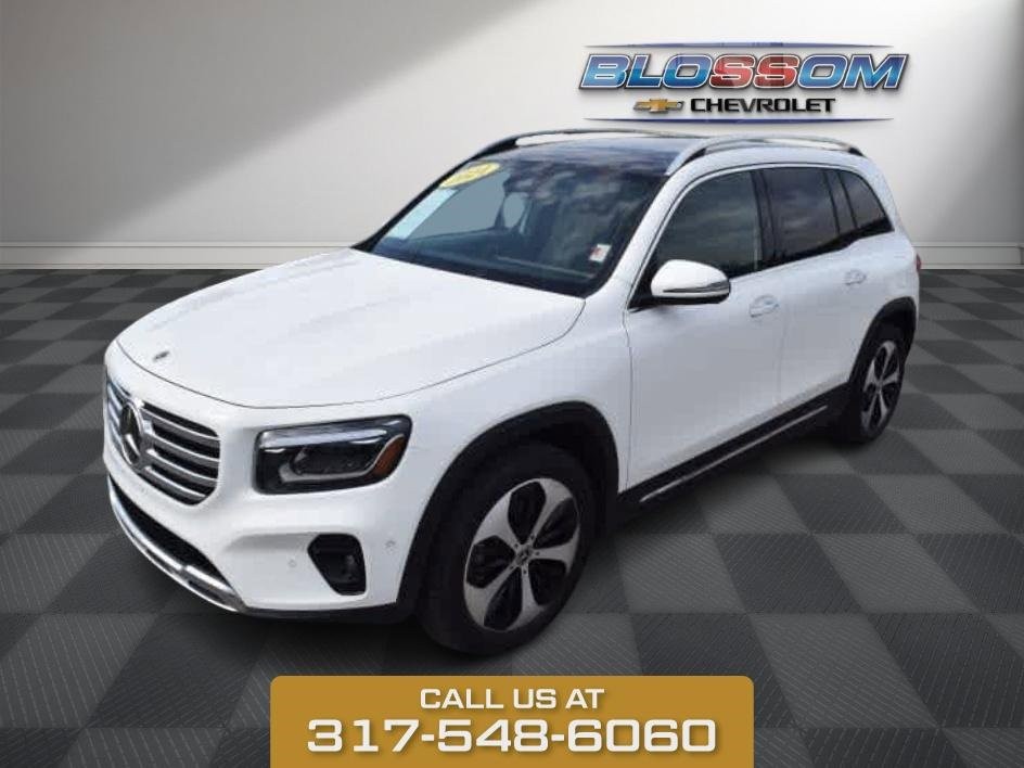 2024 Mercedes-Benz GLB  250 photo