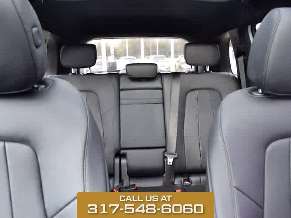 2024 Mercedes-Benz GLB  250 photo