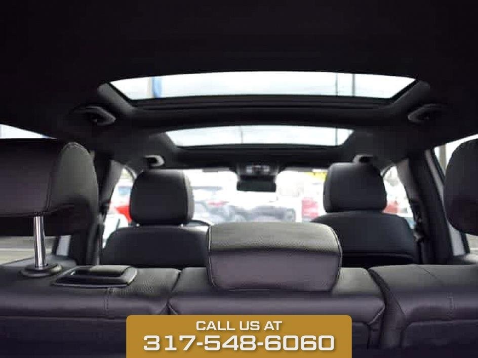 2024 Mercedes-Benz GLB  250 photo