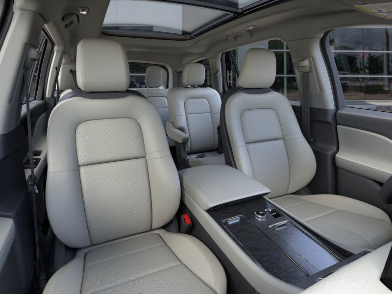 2025 Lincoln Aviator Premiere RWD photo