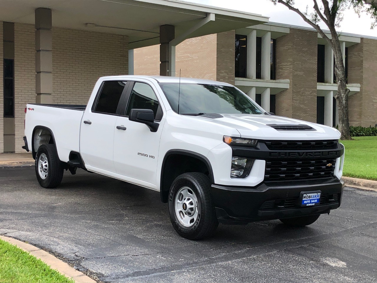 2023 Chevrolet Silverado 2500HD 4WD Crew Cab 172 Work Truck photo