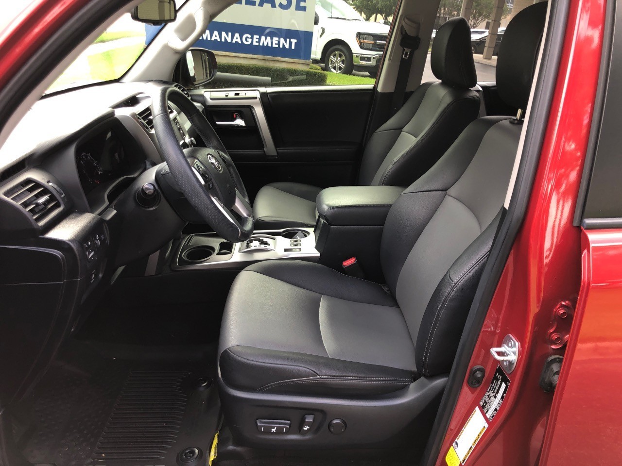 2021 Toyota 4Runner SR5 Premium 2WD (Natl) photo