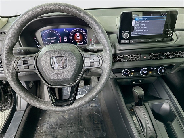 2024 Honda Accord LX photo