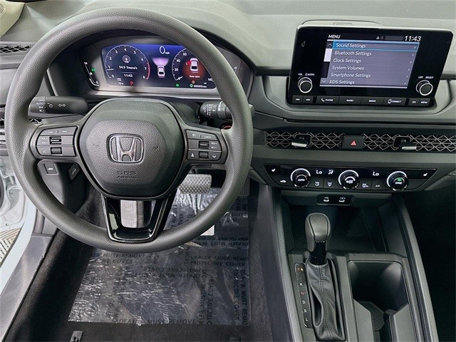 2025 Honda Accord SE photo