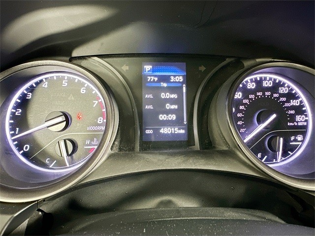 2023 Toyota Camry SE photo