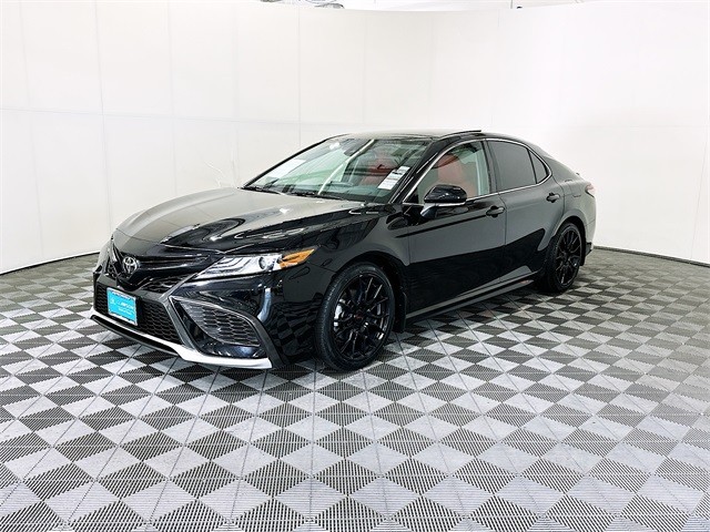 2021 Toyota Camry XSE V6 photo