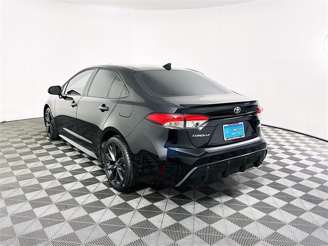 2023 Toyota Corolla SE photo